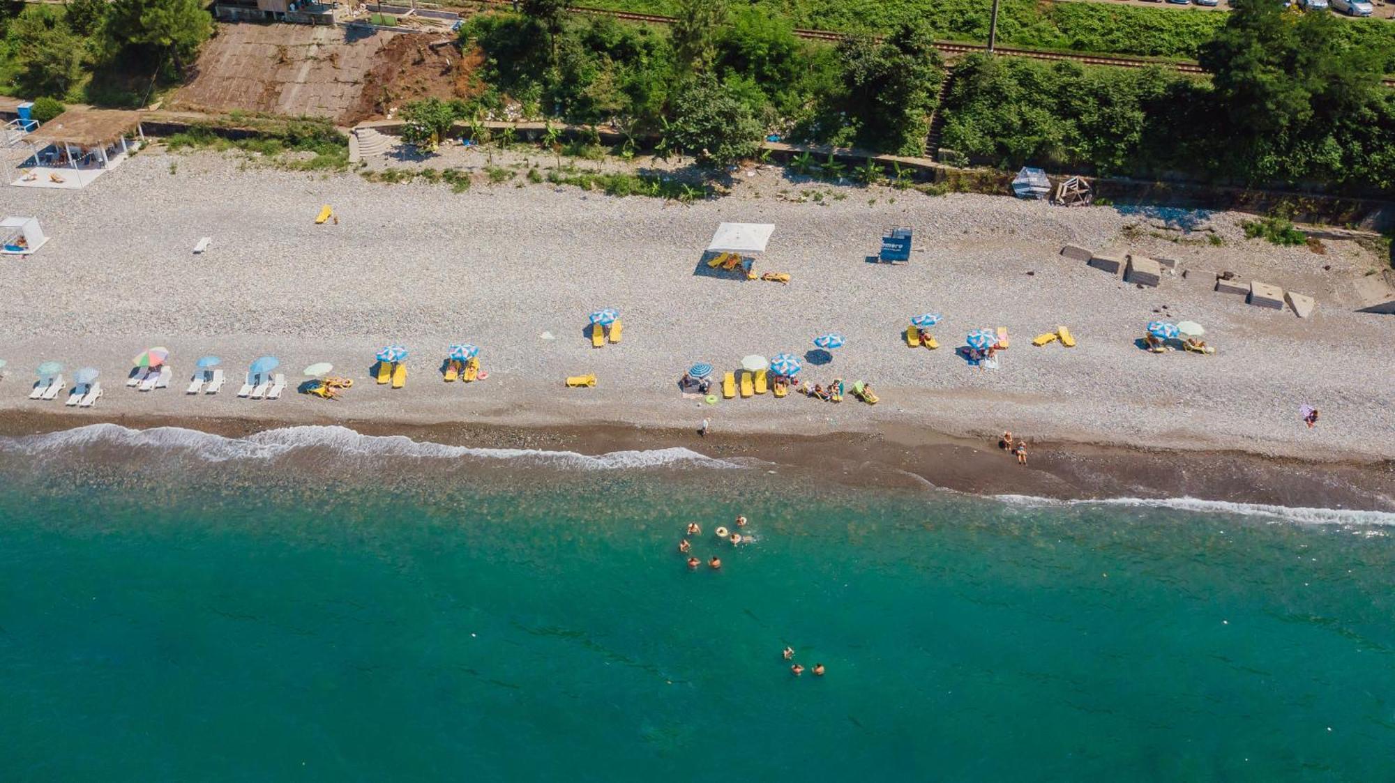 Capo Verde Hotel Batumi Bagian luar foto